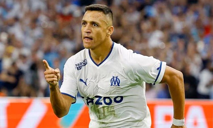 Galatasaray'ın Sanchez'e yaptığı transfer teklifini Ribalta açıkladı 1 Galatasaray’ın Sanchez’e yaptığı transfer teklifini Ribalta açıkladı