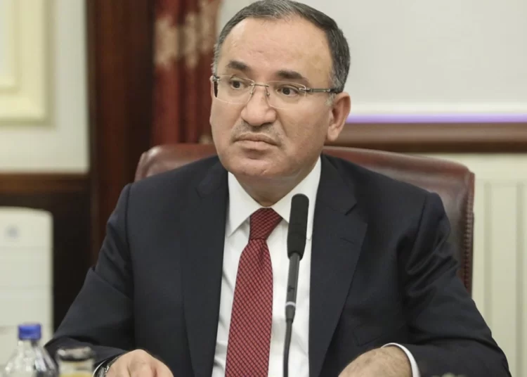 Adalet Bakanı Bozdağ: Erdoğan’ın adaylığında anayasal ve kanuni engel yok