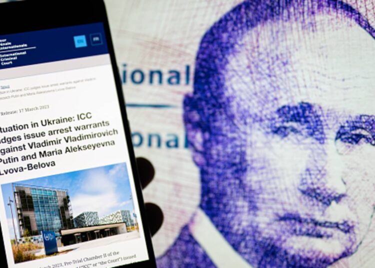 Putin savaş suçları işlediği gerekçesiyle tutuklanabilir mi?