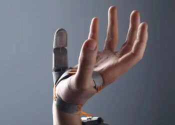 Yakın gelecekte robotik uzuvlarla insan kapasitesi artırılabilir