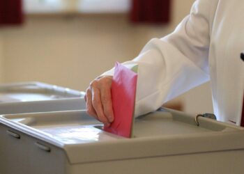 Göç eden depremzedeler adres değişikliğini e-Devlet’ten yapabilecek