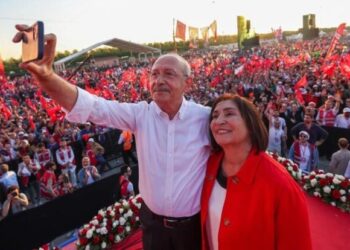 Selvi Kılıçdaroğlu, Twitter hesabı açtı: Kemal Bey ve ben…