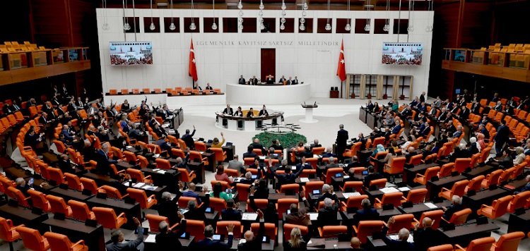 Devlete olan tüm borçlarda yapılandırma teklifi yasalaştı 1 Çocuğu ağır hasta annelere infaz ertelemesi geliyor