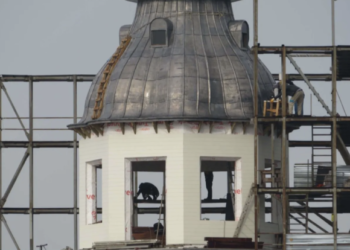 Restorasyondaki Kız Kulesi’nin kubbesi göründü