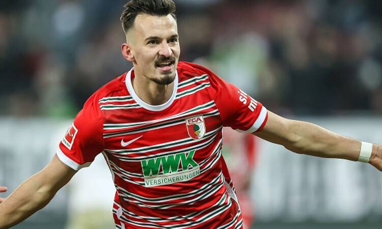 Fenerbahçe'den ayrılan küllerinden doğuyor 1 Fenerbahçe’den ayrılan küllerinden doğuyor