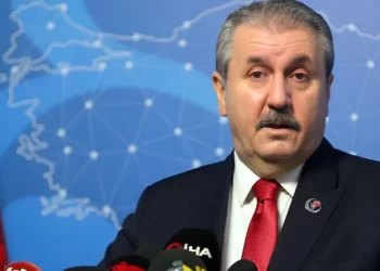 Destici'den 'Tito' açıklaması: Ağzımdan yanlış bir şey çıkmışsa özür dilerim 6 Destici’den ‘Tito’ açıklaması: Ağzımdan yanlış bir şey çıkmışsa özür dilerim