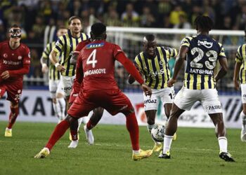 Fenerbahçe kritik deplasmanda Sivas’la karşılaşacak