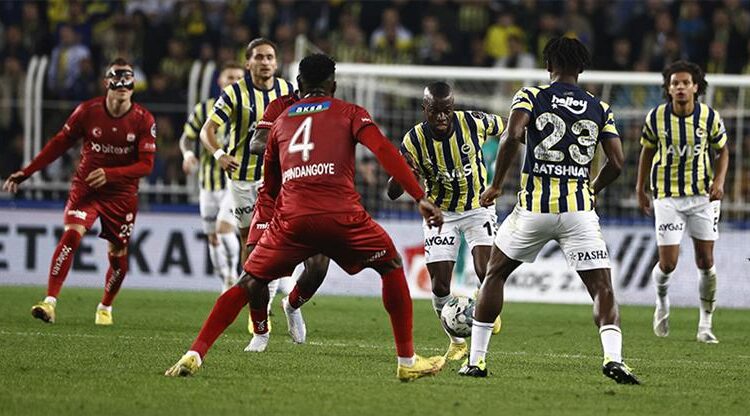 Fenerbahçe kritik deplasmanda Sivas'la karşılaşacak 1 Fenerbahçe kritik deplasmanda Sivas’la karşılaşacak