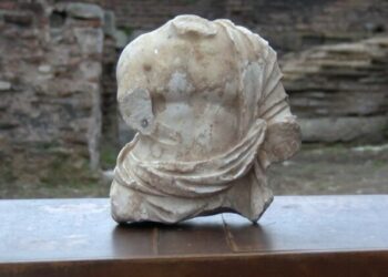 Saraçhane’de Roma dönemi heykeli bulundu