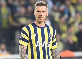 Fenerbahçe’de Serdar Aziz 11’e dönüyor