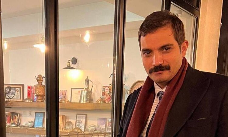 Alparslan Türkeş’in kızından MHP’ye Sinan Ateş tepkisi: Babamın kemikleri sızlıyor