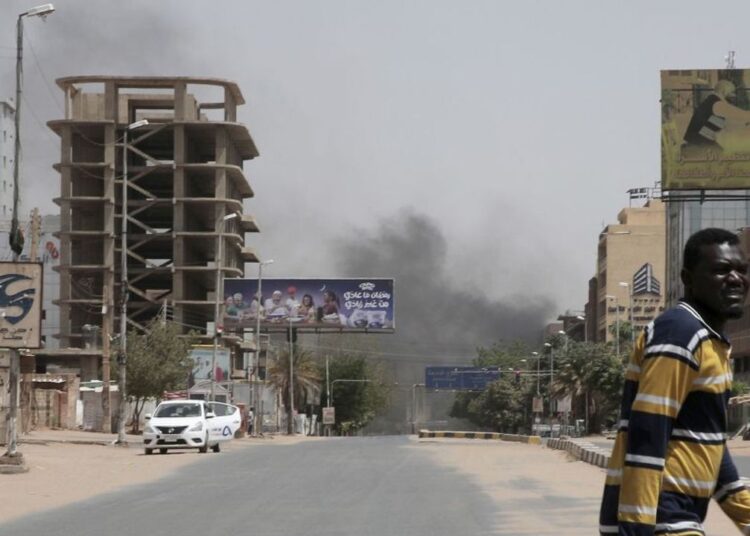 Sudan'da çatışmalar sürüyor: AB Büyükelçisi konutunda saldırıya uğradı 1 Sudan’da çatışmalar sürüyor: AB Büyükelçisi konutunda saldırıya uğradı