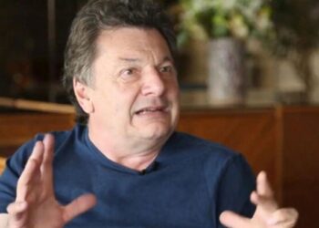 Vedat Milor’dan ‘siyasi jübile’: Artık tamamen yemek…