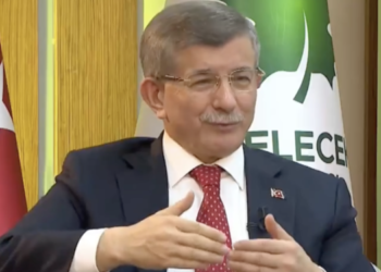 Davutoğlu’ndan üç partiye ‘TBMM grubu’ çağrısı