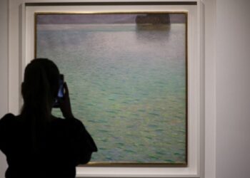 Klimt tablosu rekor fiyata satıldı