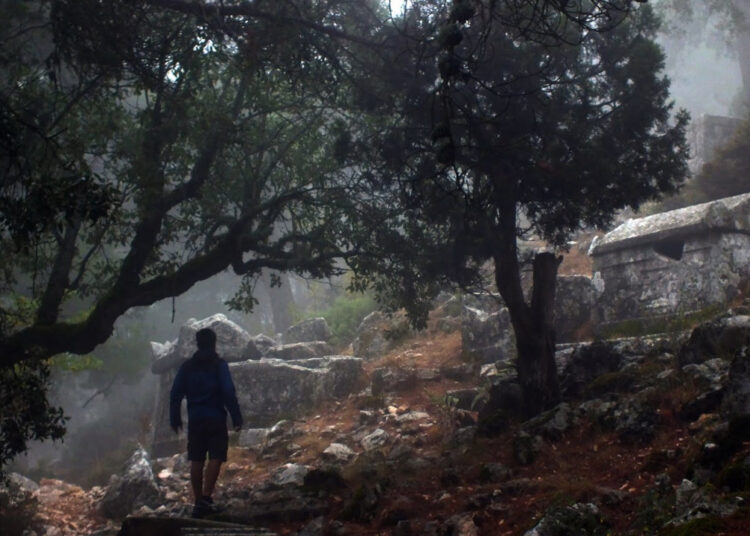 Defineciler Kelbessos’u talan ediyor: Tedbir alan yok 1 Defineciler Kelbessos’u talan ediyor: Tedbir alan yok