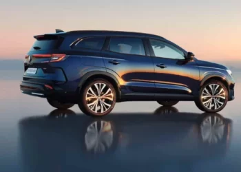 Artan enflasyon ve kur, sıfır aracı yatırıma dönüştürdü