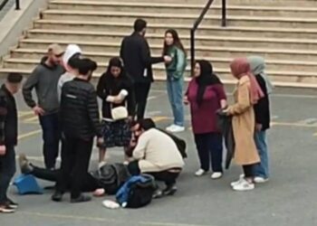 Evsahibi kiracı kavgasında 4 yaralı