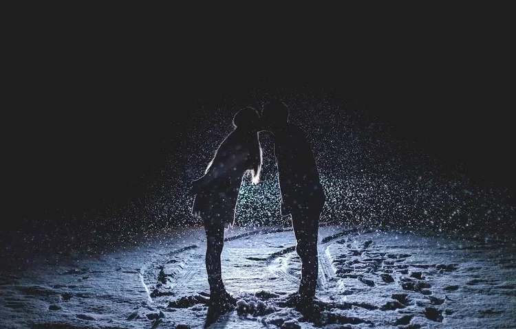 Araştırma: İlk öpücük Mezopotamya'da 4 bin 500 yıl önce verilmiş 1 Araştırma: İlk öpücük Mezopotamya’da 4 bin 500 yıl önce verilmiş