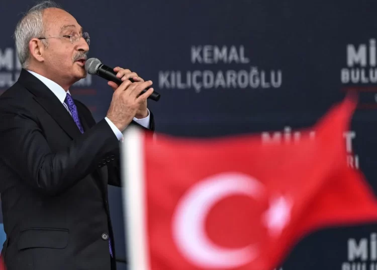Kılıçdaroğlu: “12 günümüz var, bu karanlık tünelden çıktık çıktık” 1 Kılıçdaroğlu: “12 günümüz var, bu karanlık tünelden çıktık çıktık”