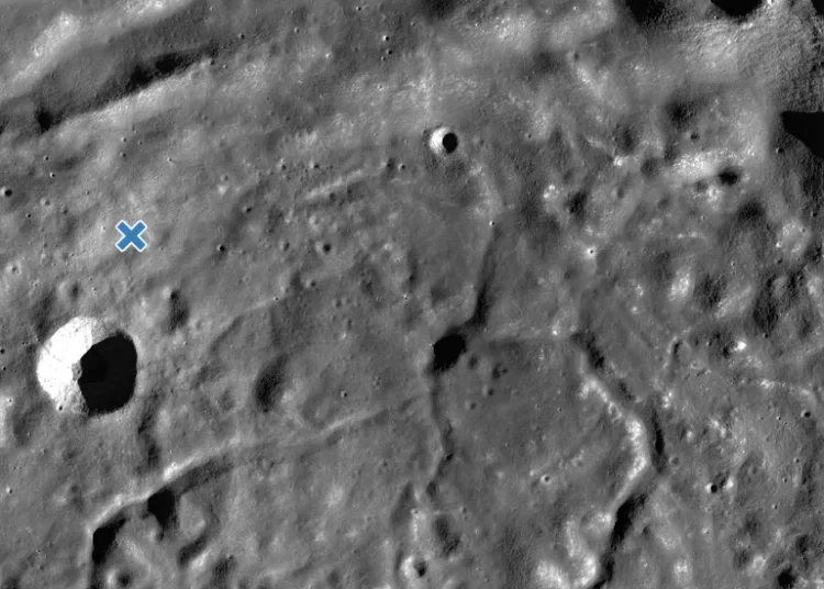 NASA, Japon uzay aracının Ay yüzeyine çakılışını inceledi