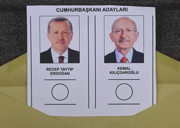 Anketlerde Erdoğan’ın oyu yüzde 53’e yükseldi