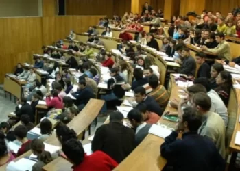 Muhalefet çağrı yapmıştı: Üniversitelerdeki sınavlar ertelendi