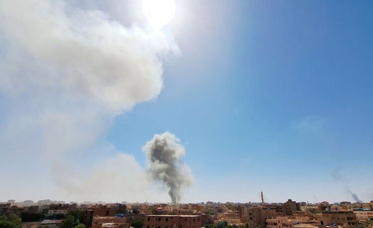 Sudan'da Türk elçilik aracına ateş açıldı 1 Sudan’da Türk elçilik aracına ateş açıldı