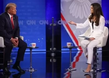 Trump canlı yayında adeta çıldırdı