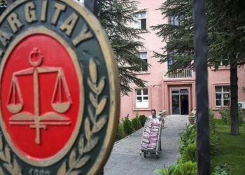 Mahkeme kararına rağmen evi boşaltmayan kiracıya Yargıtay’dan kötü haber