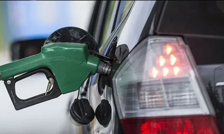 Benzine dev zam geliyor! 1 Benzine dev zam geliyor!