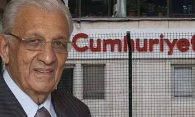 Cumhuriyet gazetesi, çikolata kutusundan aldığı rüşveti iade etmiş 1 Cumhuriyet gazetesi, çikolata kutusundan aldığı rüşveti iade etmiş