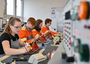 Almanya’dan ‘nitelikli iş gücü’ için yeni adım: Turist vizesiyle giden işe girebilecek