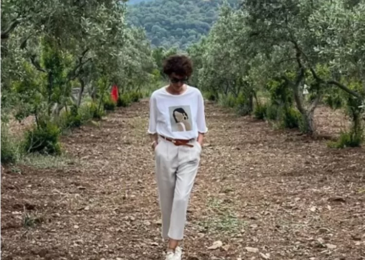 Arzum Onan, boşandıktan sonra soluğu Foça’da aldı