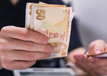 Asgari ücret dolar karşısında ‘eridi’