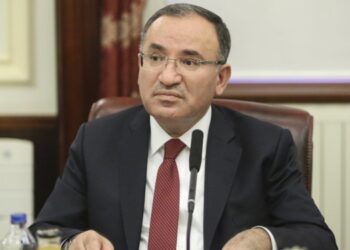 AK Parti’nin Meclis Başkanvekili Bekir Bozdağ oldu