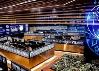 Borsa güne düşüşle başladı, üç şirket hisse geri alımı yaptı