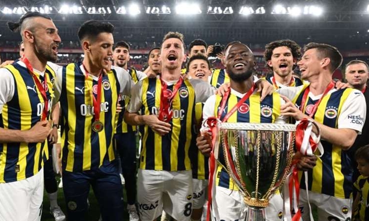 PFDK'den Fenerbahçe için '5 yıldızlı forma' kararı 1 PFDK’den Fenerbahçe için ‘5 yıldızlı forma’ kararı