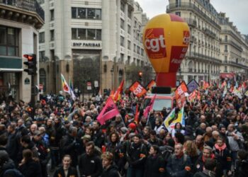 Fransa’da paylaşımlı ev kiralama platformları hedefte: ‘Fiyatları yükseltiyorlar’