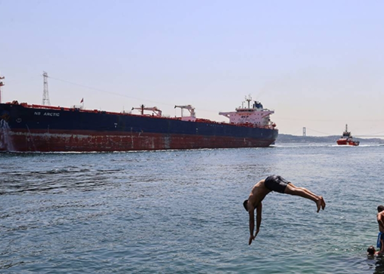 İstanbul'da belirli alanlar haricinde sahilde denize girmek yasaklandı 1 İstanbul’da belirli alanlar haricinde sahilde denize girmek yasaklandı