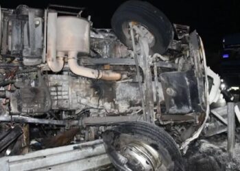 AK Parti Grup Başkanvekili ve oğlu kaza yaptı