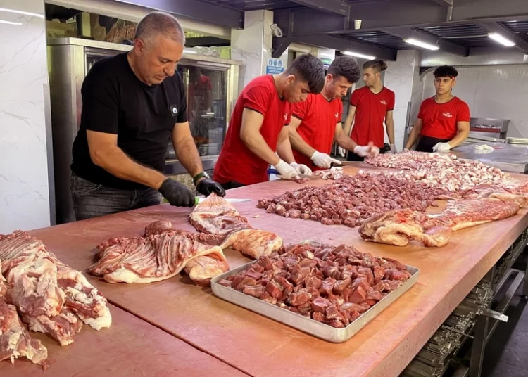 Uzmanından kurban eti önerileri: İlk gün bunu yapmayın! 1 Uzmanından kurban eti önerileri: İlk gün bunu yapmayın!