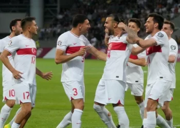 Son dakika golüyle devirdik: Letonya 2-3 Türkiye