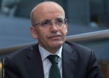 Mehmet Şimşek yine konuştu, dolar yine fırladı