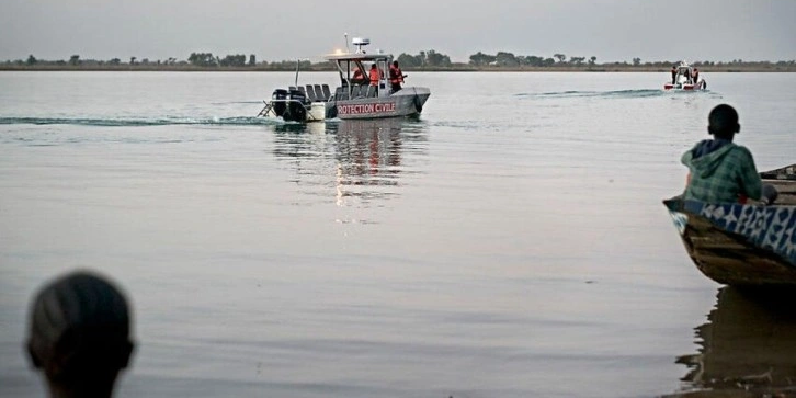 Nijerya'da düğün davetlilerini taşıyan tekne battı: En az 103 ölü 1 Nijerya’da düğün davetlilerini taşıyan tekne battı: En az 103 ölü