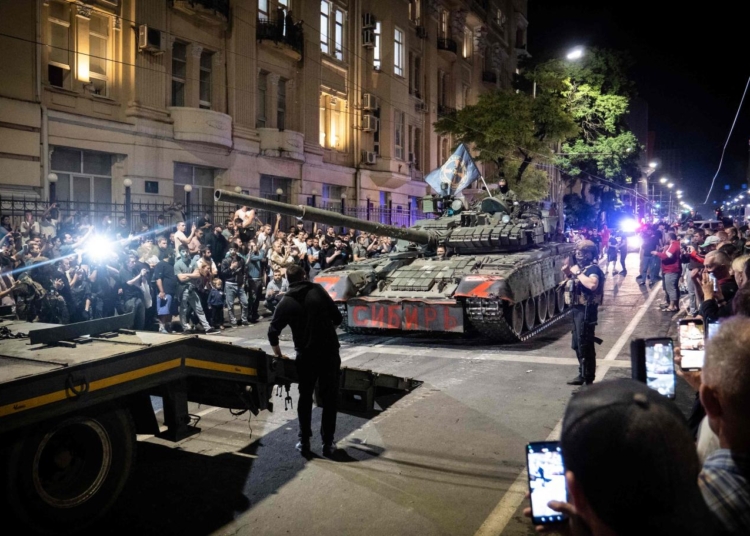 Spiegel: Putin darbe girişimi sırasında Moskova’yı terk etti