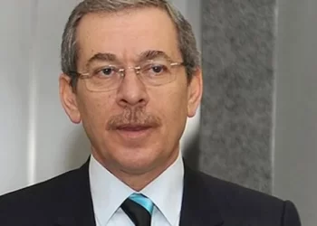 Aday gösterilmeyince CHP’den istifa eden Abdüllatif Şener, Kılıçdaroğlu’na oy da vermemiş