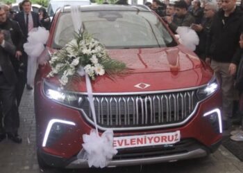 Batman Valiliği, Togg’u düğün arabası yaptı