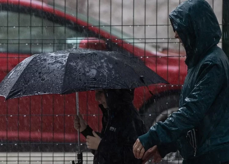 Yağmur Türkiye’yi terk etmiyor, 20 il için sağanak uyarısı