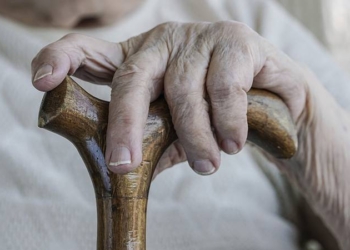 Bilim insanları, yaşlanmayı yavaşlatan “yaşam iksirini” keşfetti